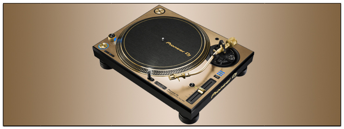 Pioneer präsentiert den PLX-1000 Plattenspieler in limitierter Gold Edition