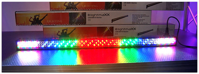 lightmaXX LED BAR 8 Sector mit 240 RGB LEDs